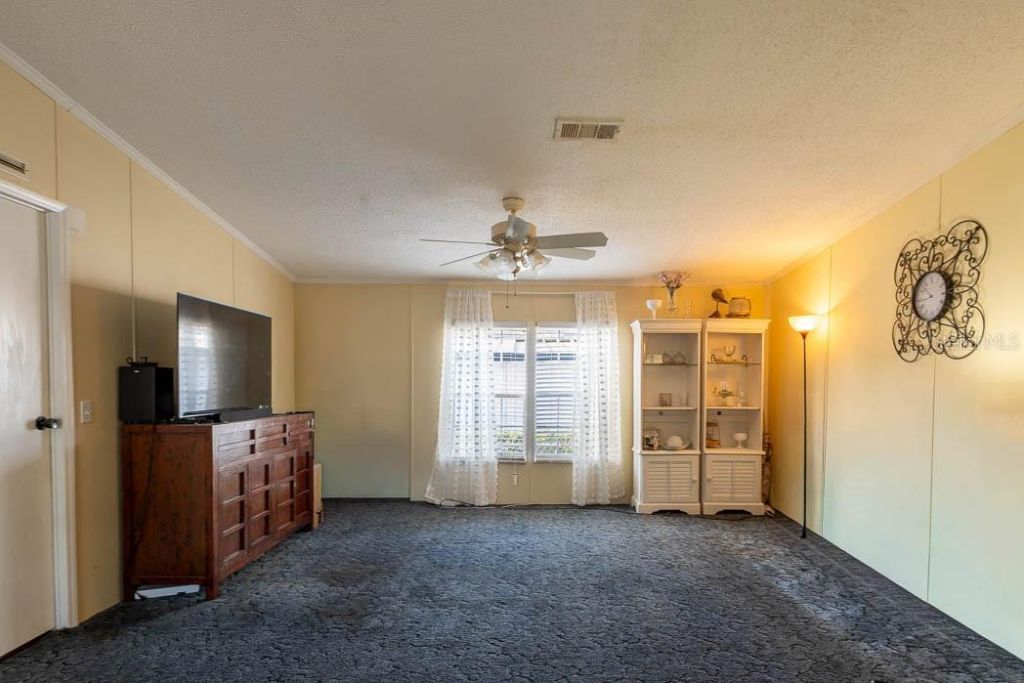 125 Pine Tree Drive , Debary, FL 32713 Photo