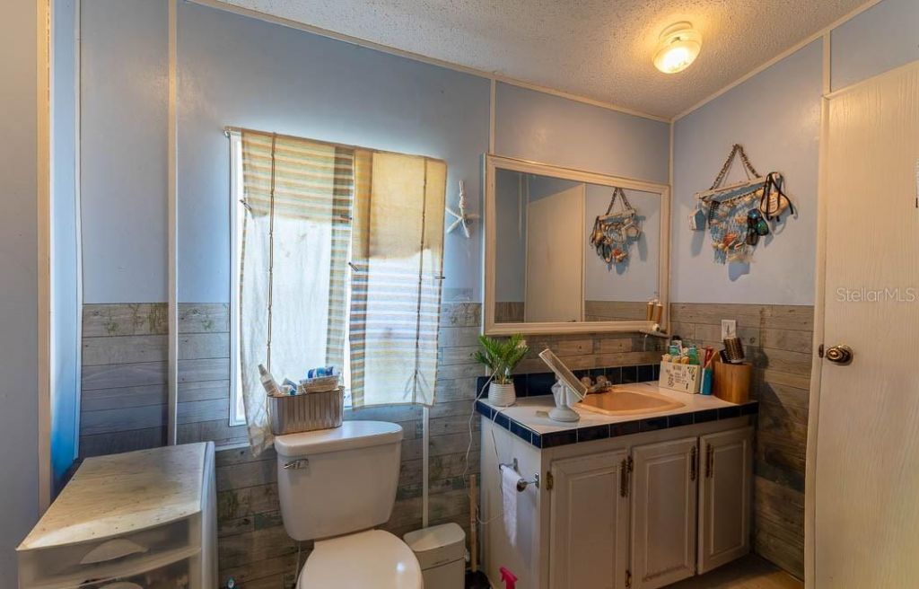 125 Pine Tree Drive , Debary, FL 32713 Photo