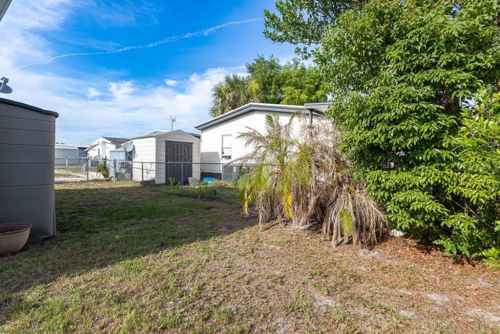 125 Pine Tree Drive , Debary, FL 32713 Photo