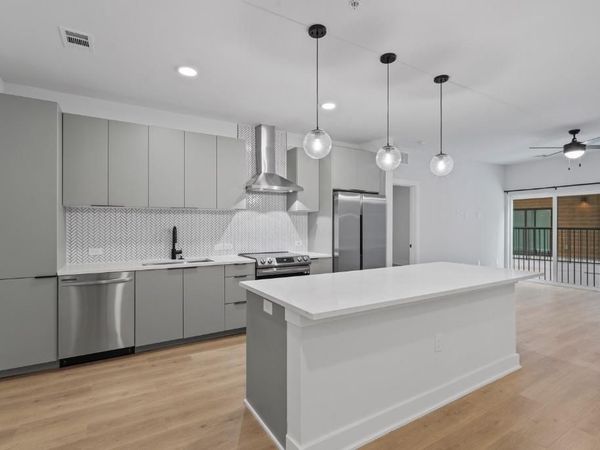 2500 Longview ST, Unit 105, Austin, TX 78705