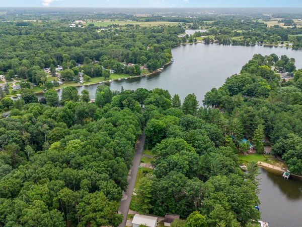 7670 Five Lakes Drive, Farwell, MI 48622