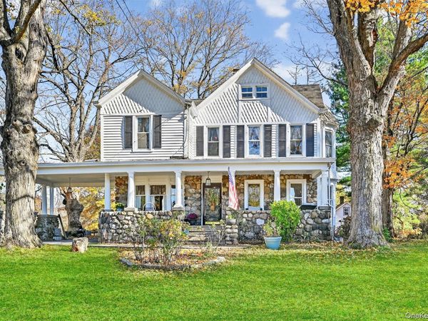 214 State Route 32 S, New Paltz, NY 12561