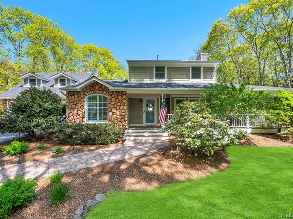 5 Barbara Anne Street , Manorville, NY 11949