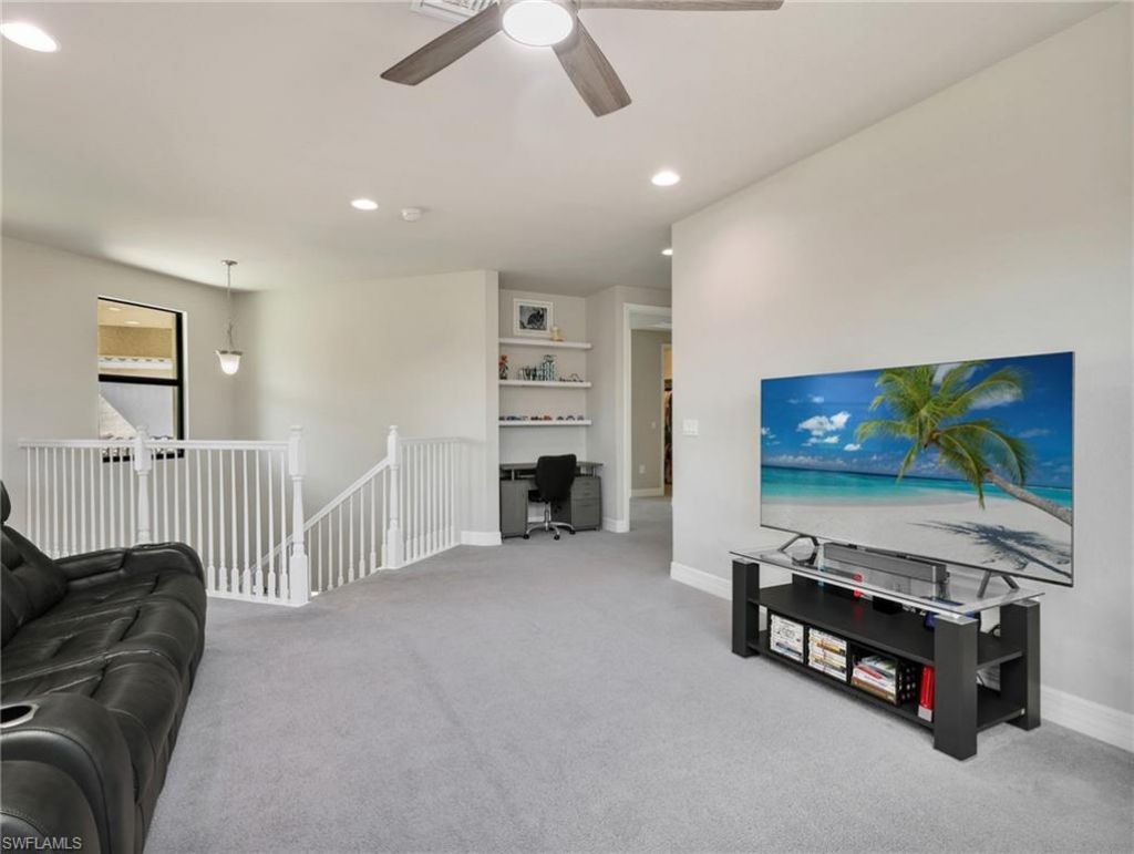 4716 Kensington Cir, Naples, FL 34119 Photo
