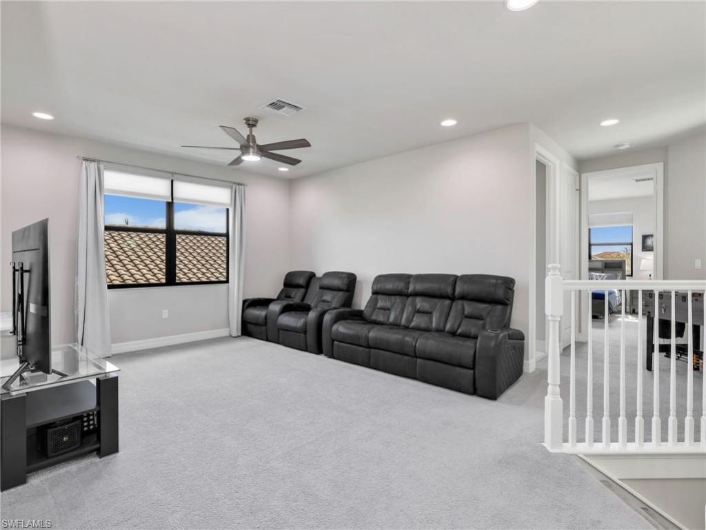 4716 Kensington Cir, Naples, FL 34119 Photo