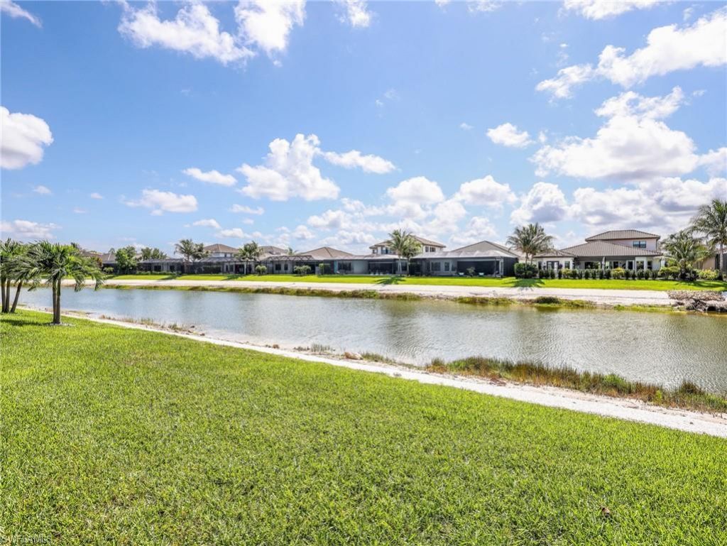 4716 Kensington Cir, Naples, FL 34119 Photo