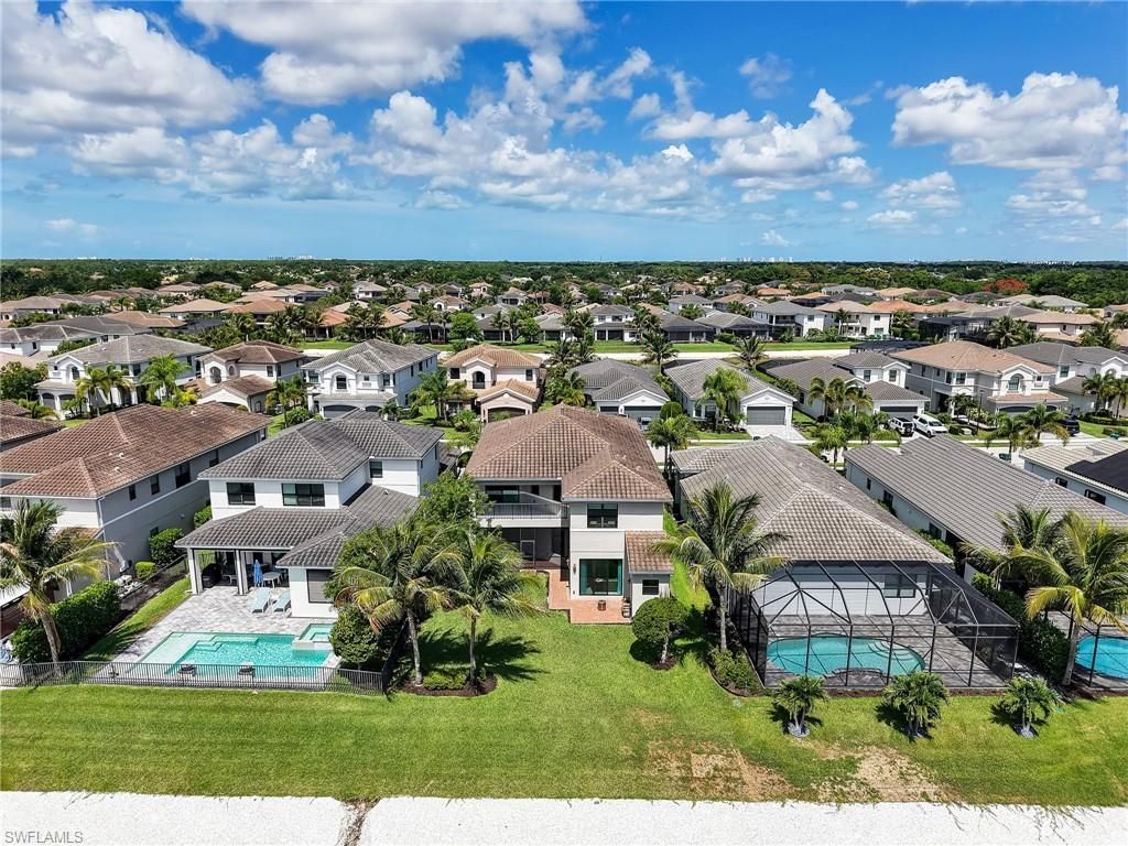 4716 Kensington Cir, Naples, FL 34119 Photo