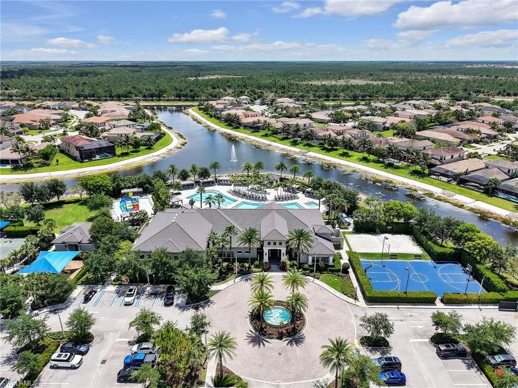 4716 Kensington Cir, Naples, FL 34119 Photo