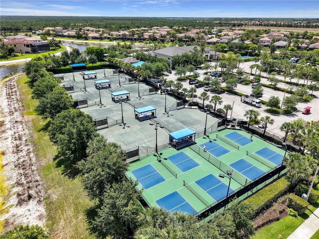 4716 Kensington Cir, Naples, FL 34119 Photo