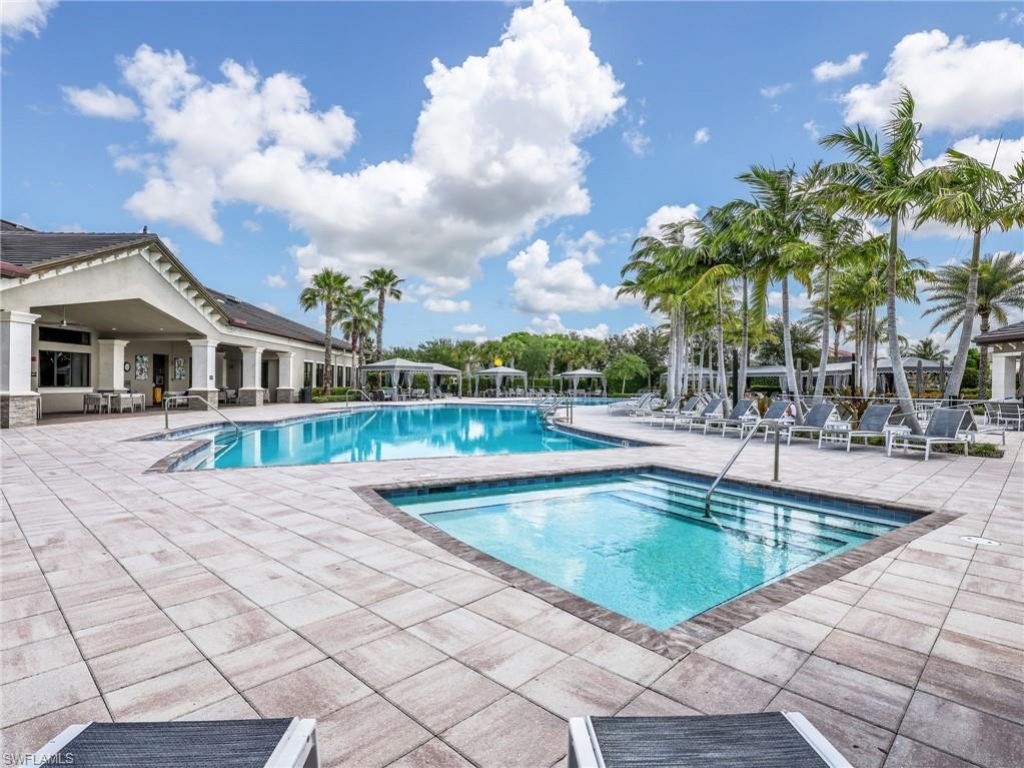4716 Kensington Cir, Naples, FL 34119 Photo