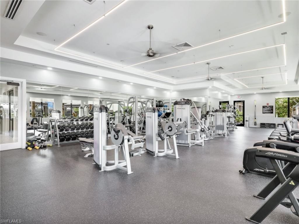4716 Kensington Cir, Naples, FL 34119 Photo