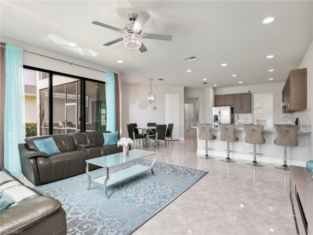 4716 Kensington Cir, Naples, FL 34119 Photo