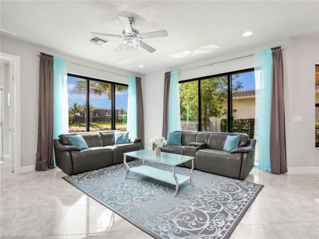 4716 Kensington Cir, Naples, FL 34119 Photo