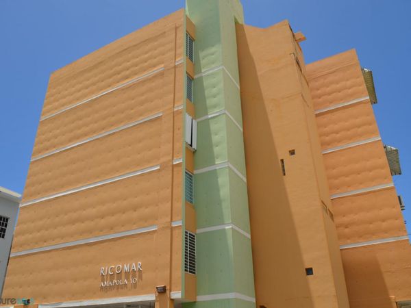 10 CALLE AMAPOLA, Unit PH3, Carolina, PR 00949