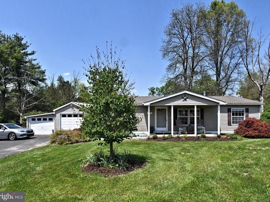 454 W Paletown Road, Quakertown, PA 18951 Main Photo