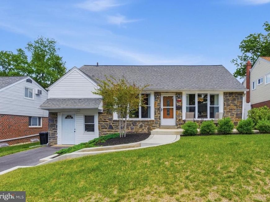 1435 Windsor Park Lane , Havertown, PA 19083 Main Photo