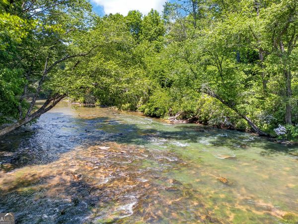 184 Grey Fox Trail, Ellijay, GA 30536