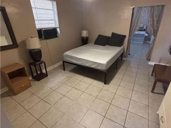 2625 URQUHART Street , New Orleans, LA 70117