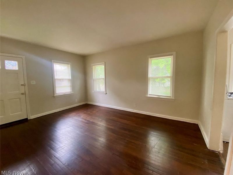 1011 Cordova Avenue, Akron, OH 44320 Photo 3