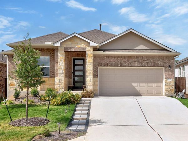 2041 Centerline LN, Georgetown, TX 78628