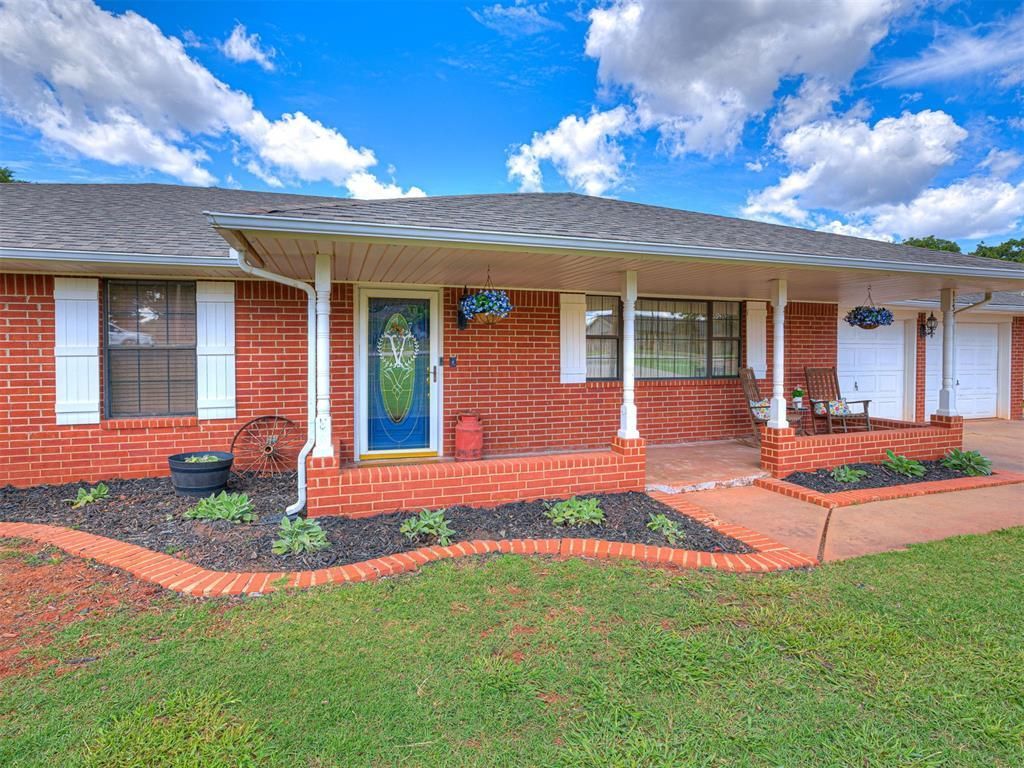 113 Key Drive, Wellston, OK 74881 Main Photo