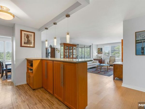 2100 Linwood Avenue 3S, Unit 3S, FORT LEE, NJ 07024