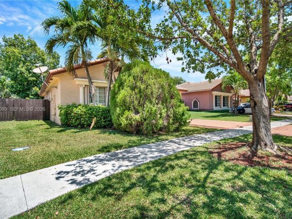 4149 NE 30th St , Homestead, FL 33033