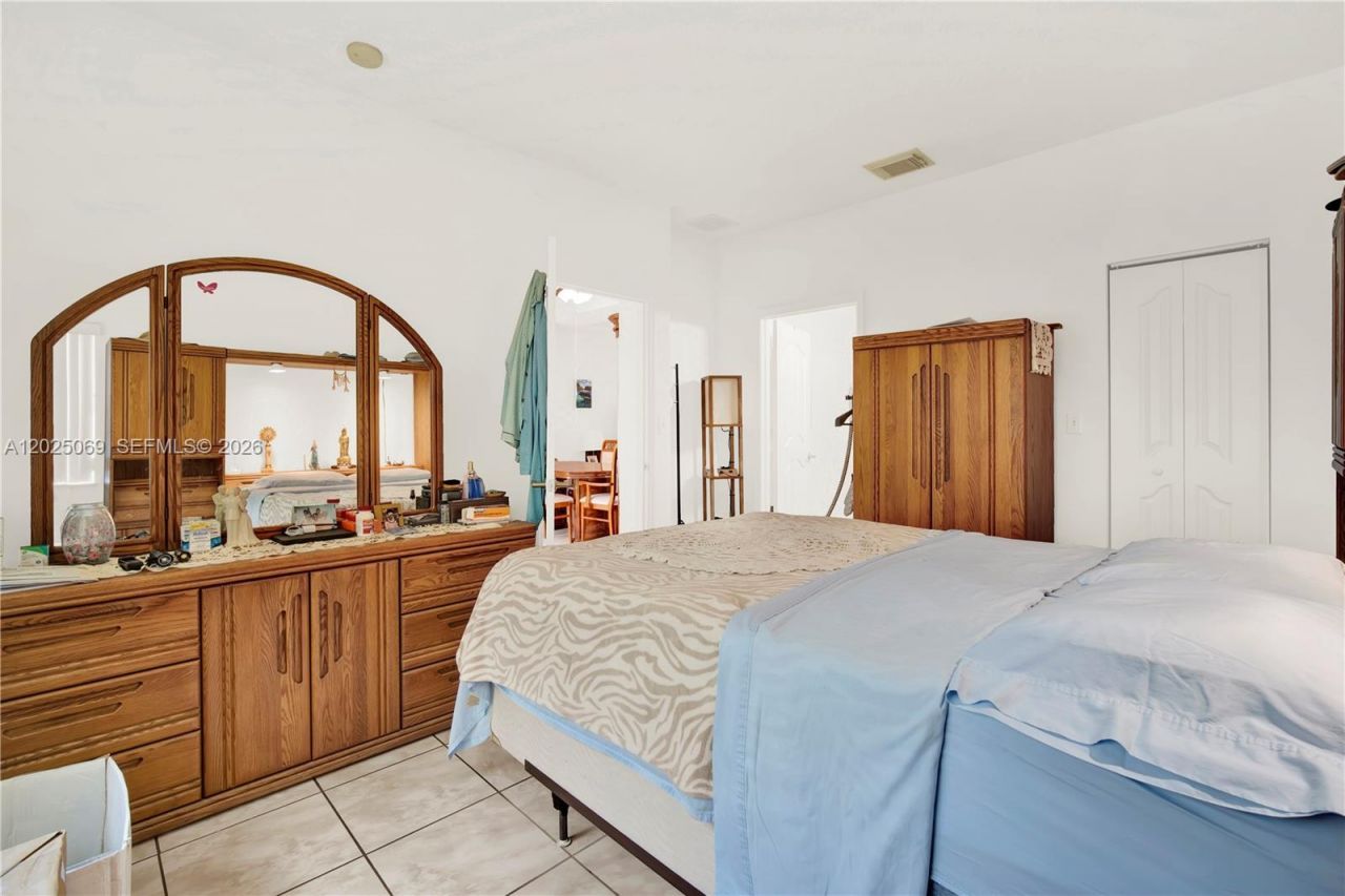 4149 NE 30th St , Homestead, FL 33033 Photo