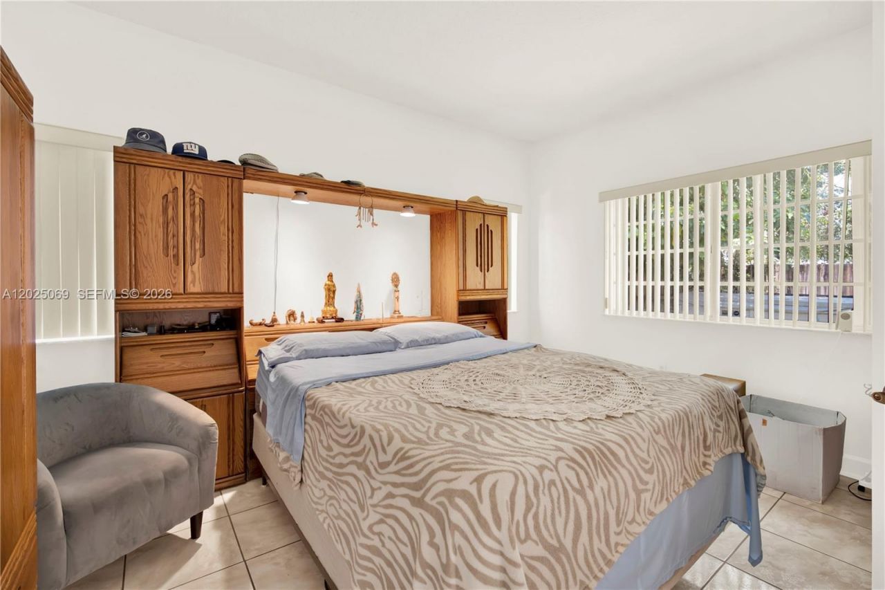 4149 NE 30th St , Homestead, FL 33033 Photo