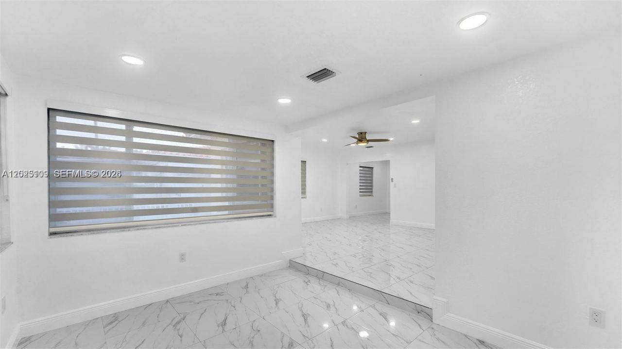 3375 SW 1st St , Miami, FL 33135 Photo