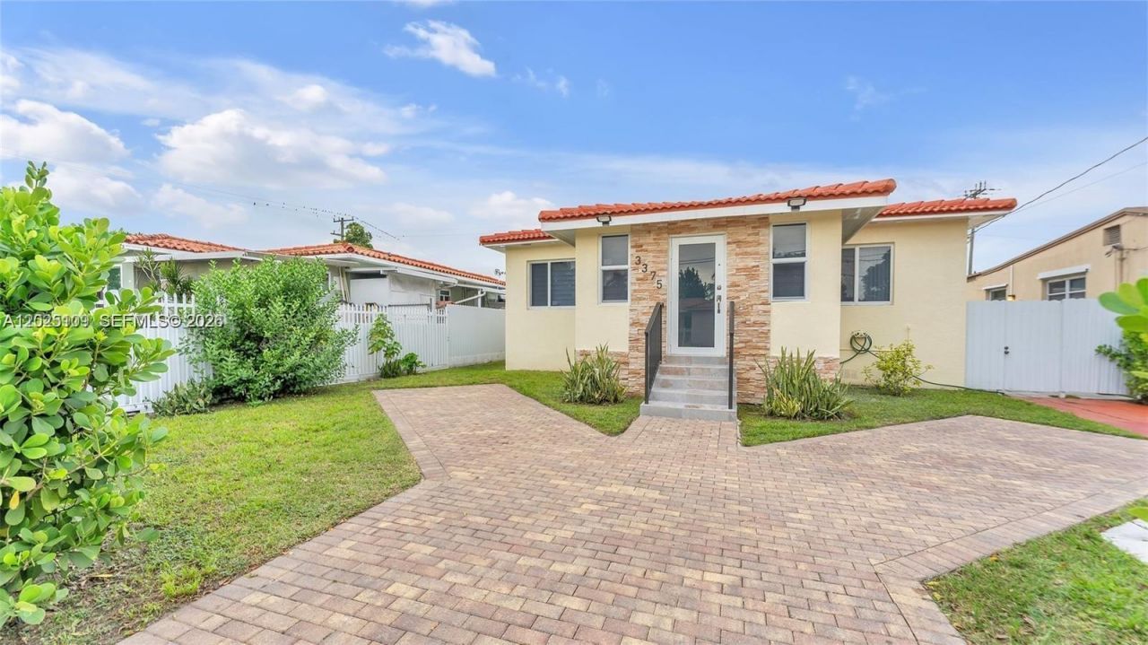 3375 SW 1st St, Miami, FL 33135 Photo