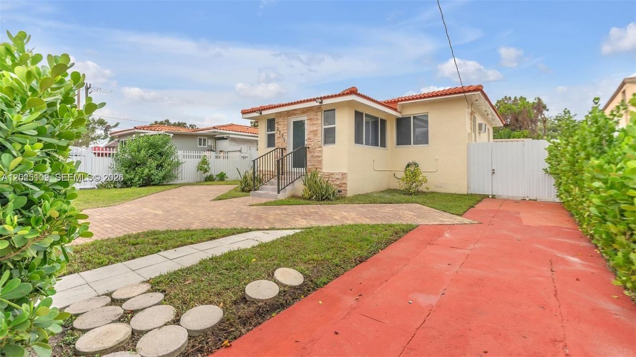3375 SW 1st St, Miami, FL 33135 Photo