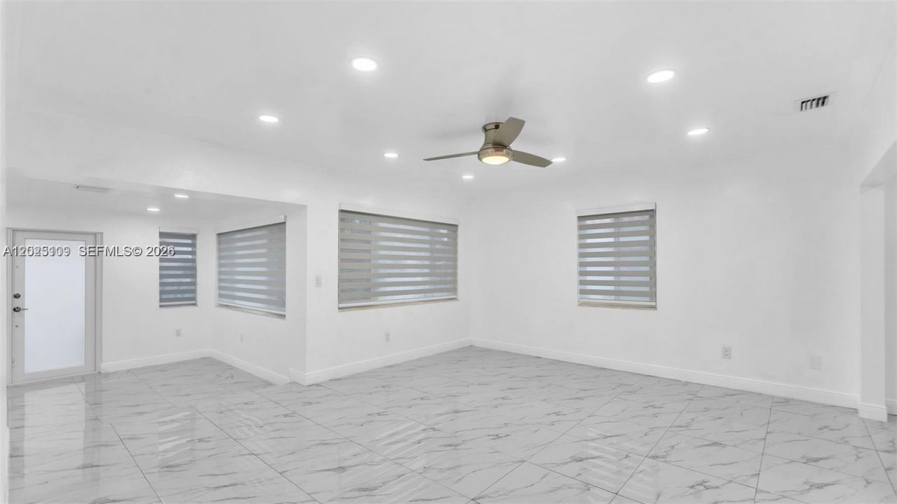 3375 SW 1st St, Miami, FL 33135 Photo