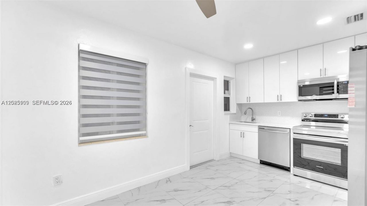3375 SW 1st St, Miami, FL 33135 Photo