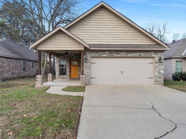 304 E Olympia Avenue E, Manila, AR 72442