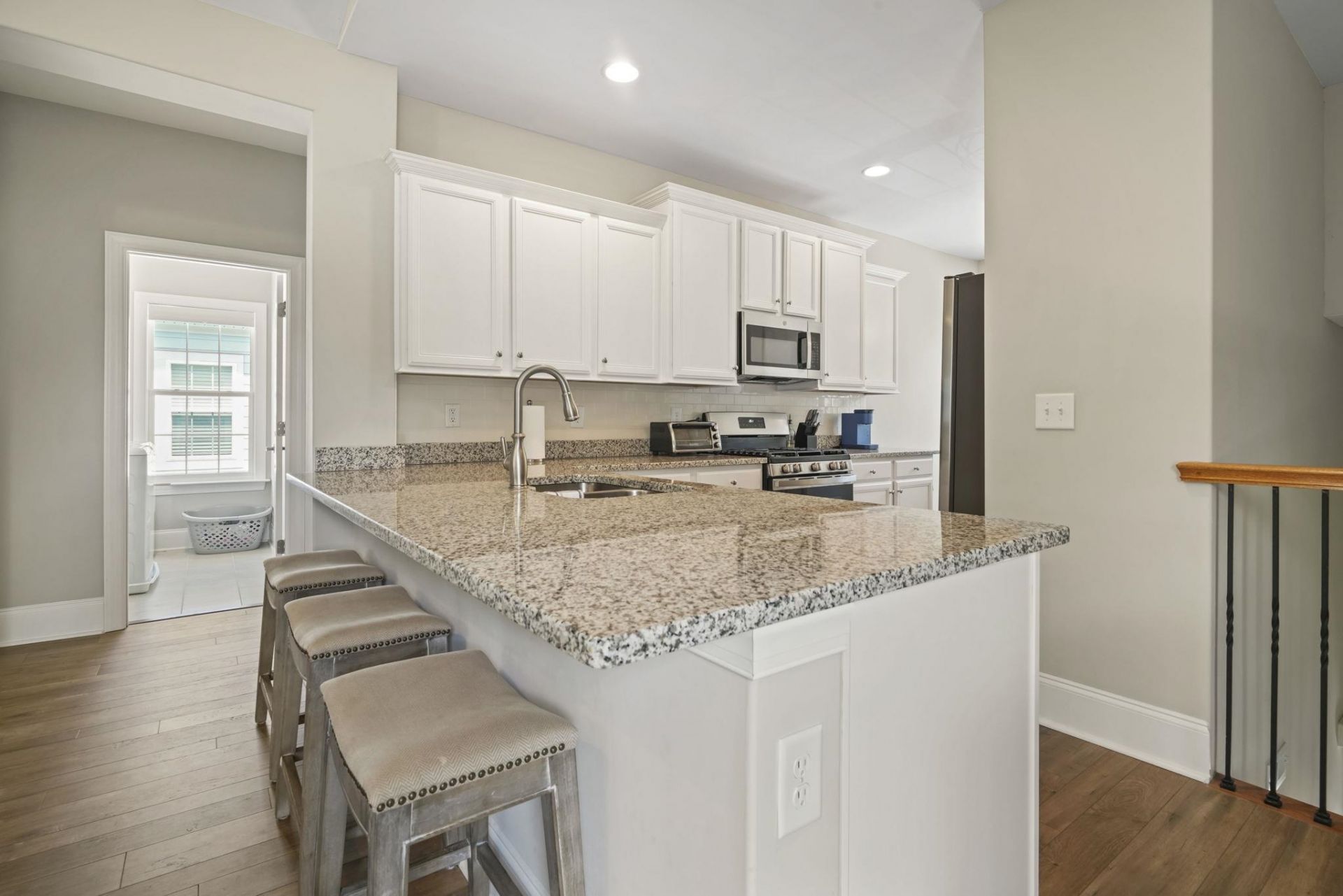 912 Hillside Dr. Photo 17