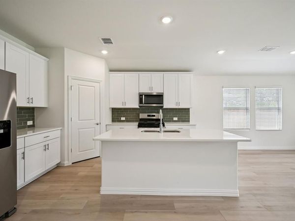4028 Palestine Drive, Farmersville, TX 75442
