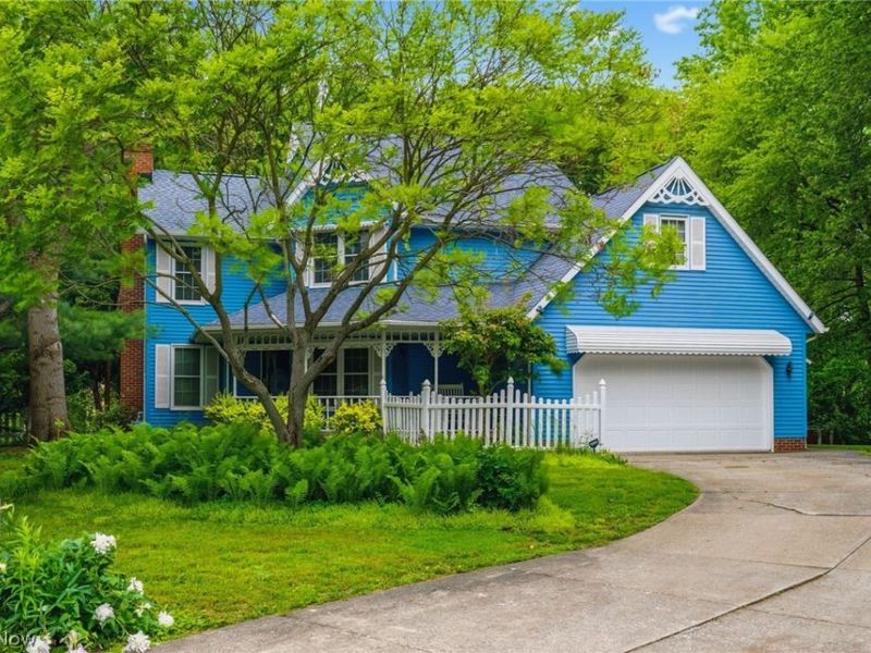 5882 Indian Creek Circle NW, Canton, OH 44718 Photo 1
