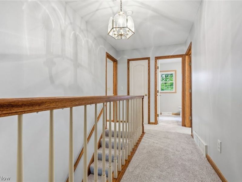 5882 Indian Creek Circle NW, Canton, OH 44718 Photo 13
