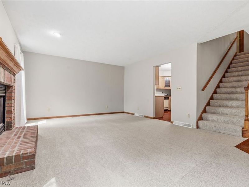 5882 Indian Creek Circle NW, Canton, OH 44718 Photo 25