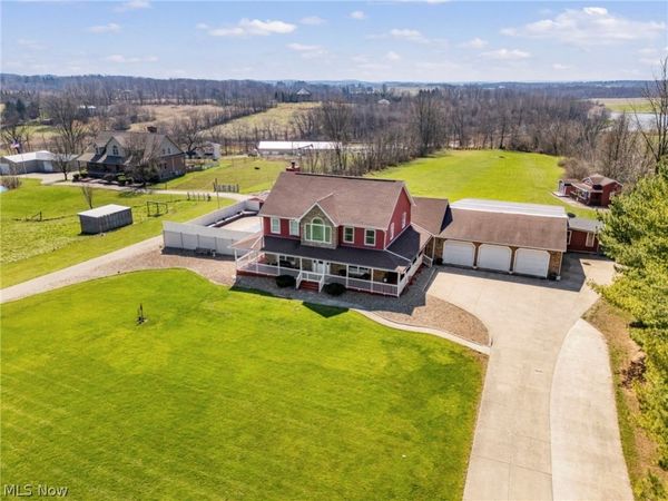 5616 Faircrest Street SW, Canton, OH 44706
