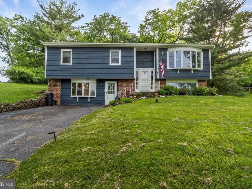816 Spring City Road, Phoenixville, PA 19460 Main Photo