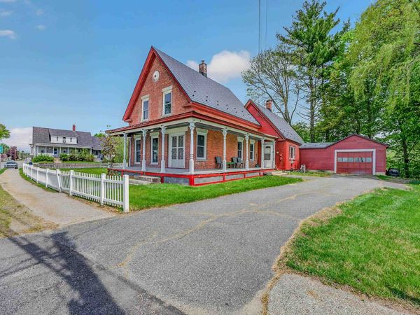 2710 Dartmouth College Highway, Haverhill, NH 03774