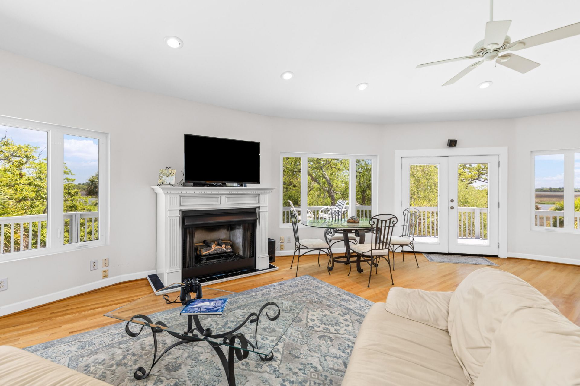 67 Gray Squirrel Lane Photo 10