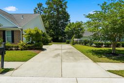 135 Brutus Lane photo 4