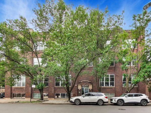 2201 W Wabansia Avenue , Unit 16, Chicago, IL 60647
