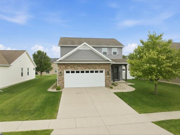 74 Dry Sage Circle , Bloomington, IL 61705
