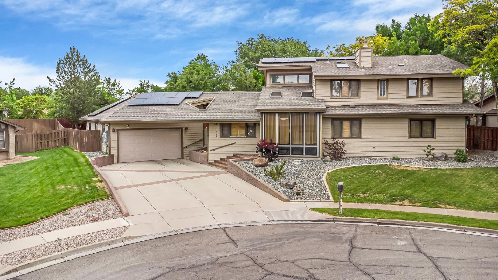 1534 Crest View Court Grand Junction, CO 81506