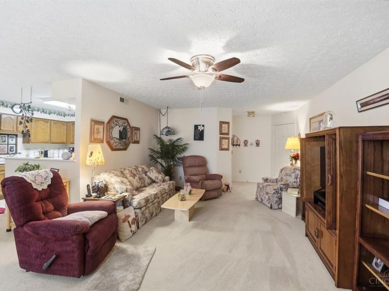 4320 Crystal Court, Unit 202, Deerfield Twp., OH 45040 Photo 10