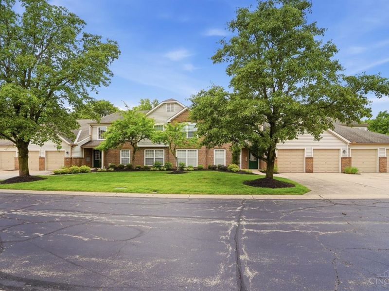 4320 Crystal Court, Unit 202, Deerfield Twp., OH 45040 Photo 2
